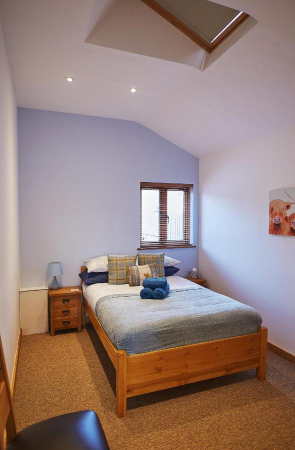 The Old Dairy - Boutique Countryside Cottage At Harrys Cottages Pen-y-Clawdd 外观 照片